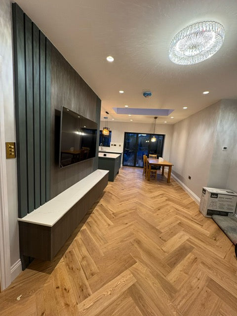 14/3x150x600mm Oak Brushed & Lacquered