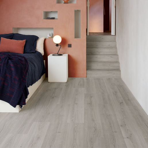 QS Bloom 40237  Botanic Grey