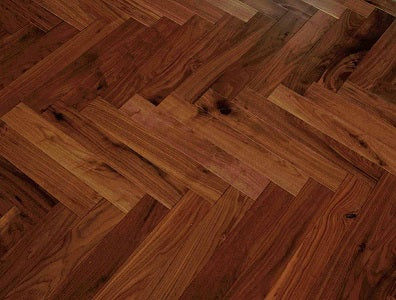 18/4x90x400mm Walnut Herringbone Lacquered