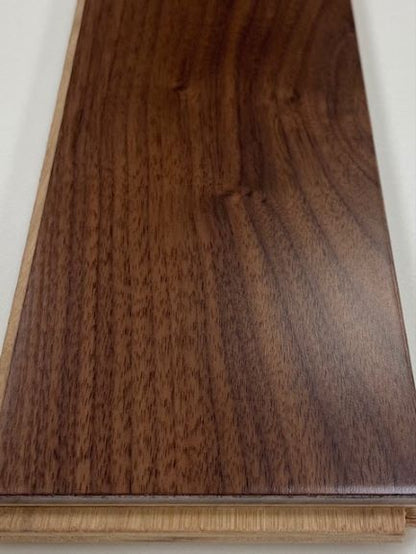 18/4x150xRL Walnut Lacquered