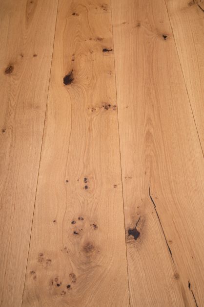 20/6x190x1900mm Oak Matt Lacquered Rustic